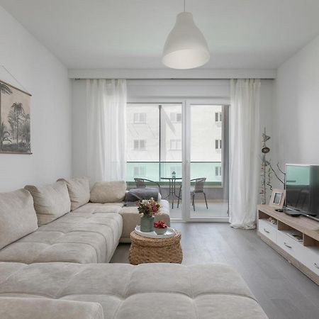 Silver Sea Apartment Макарска Экстерьер фото